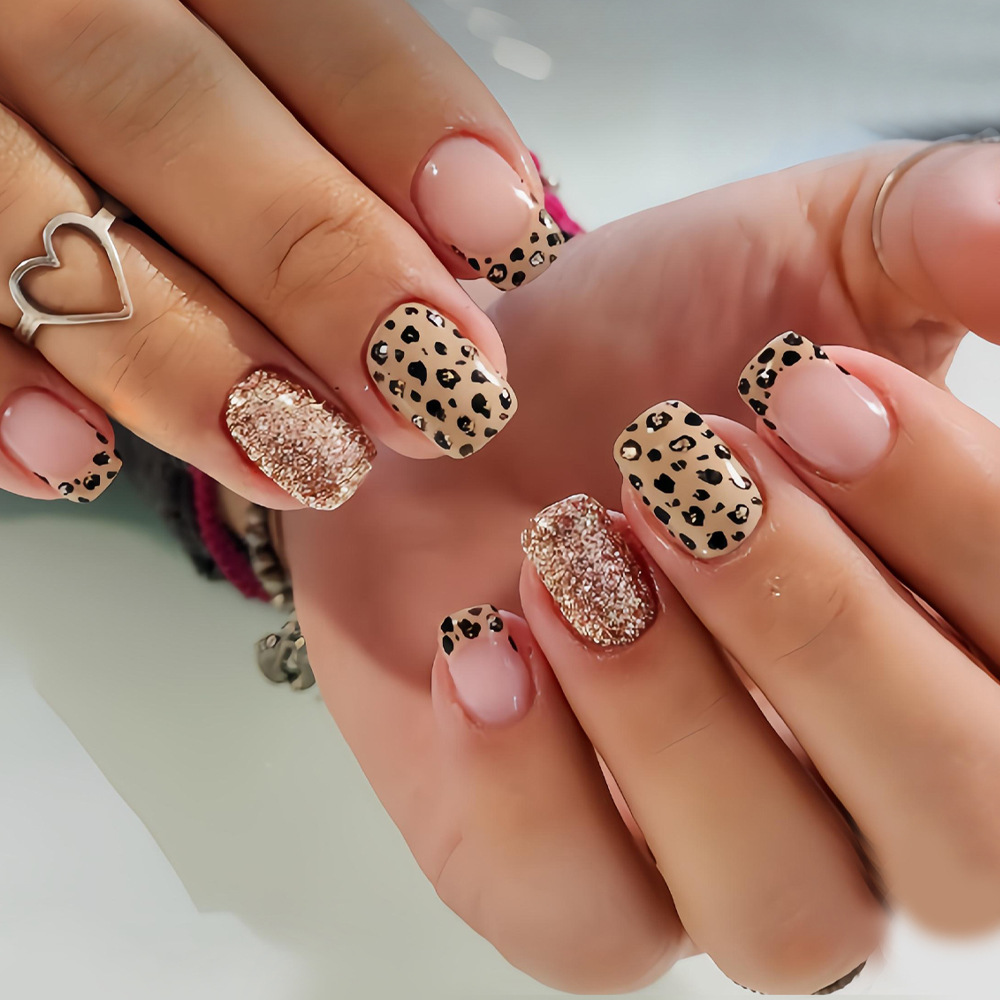 Nail Art Design - Short long fake nails for women