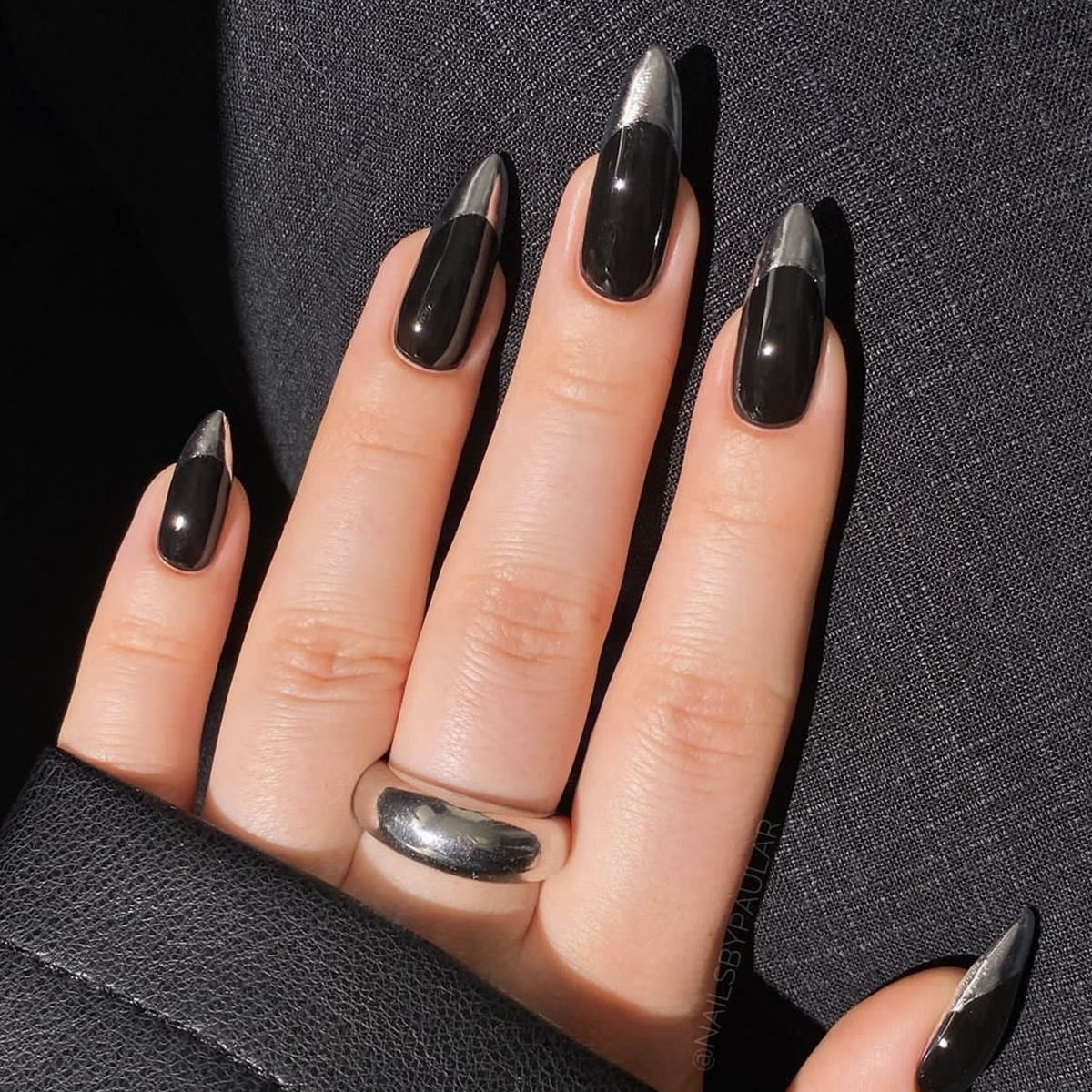 24pcs Glossy Black Fake Nails  - Nail Art Full Color ulasan dan harga